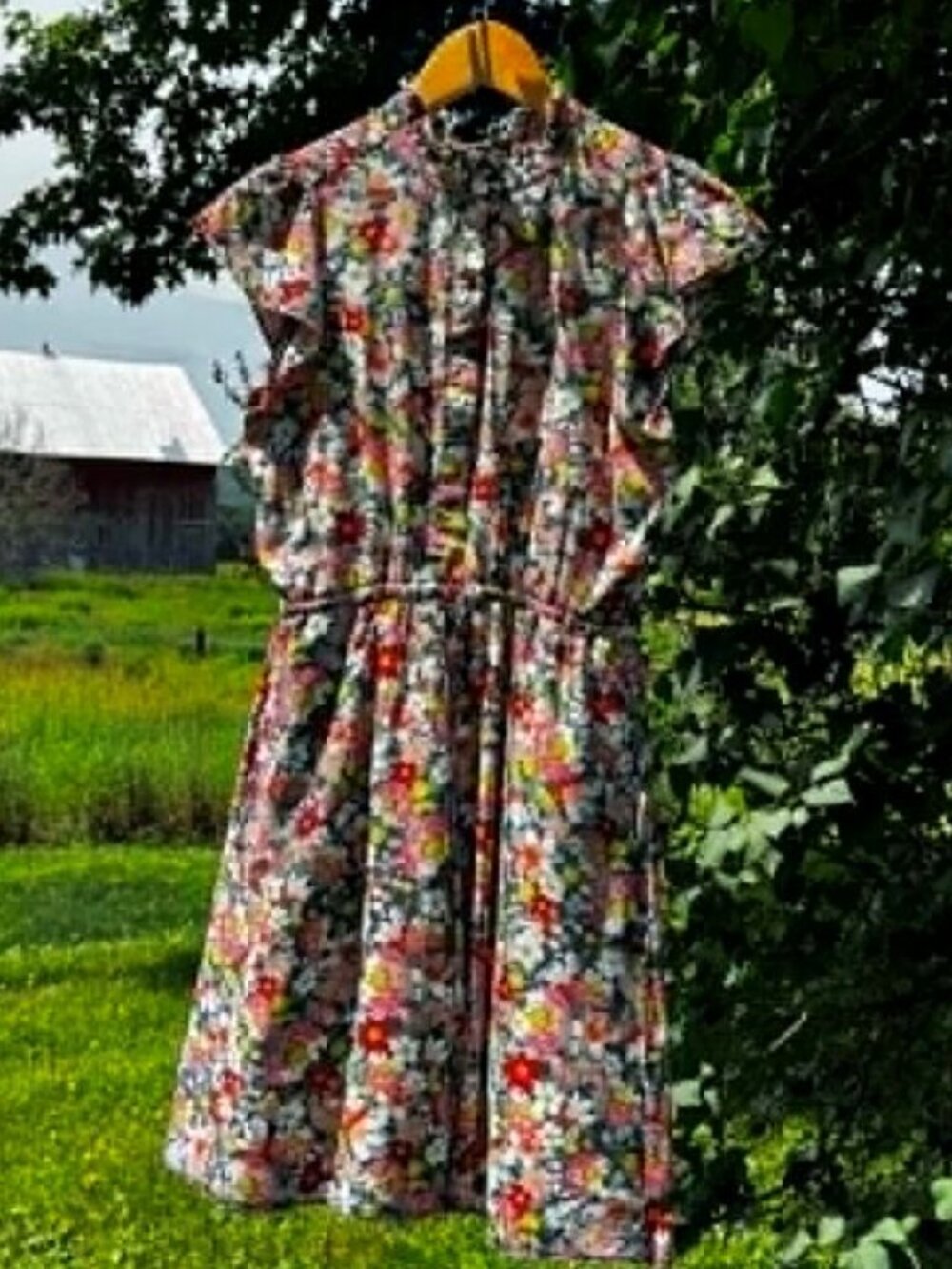 LOFT Women's XS Floral Flutter Sleeve Neck Dress